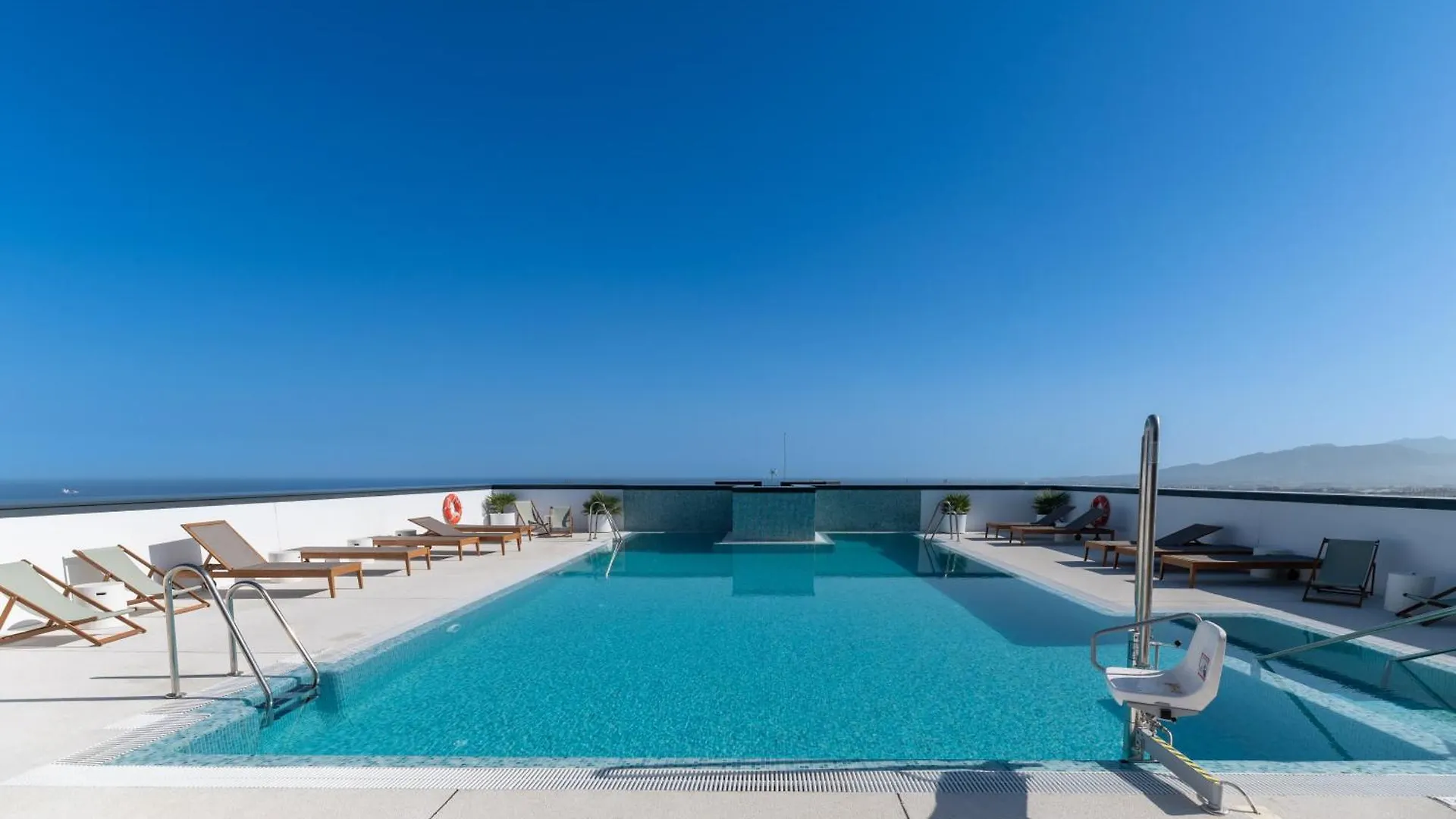 Xpce Urban 14 Malaga Skyline - Parking Free Apartment 0*,