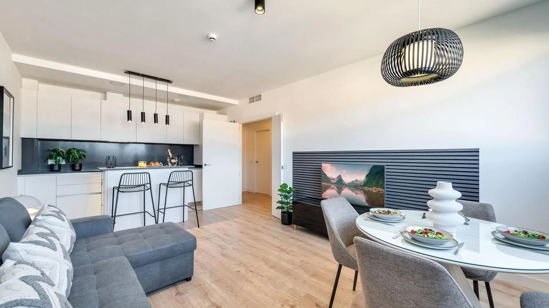 Xpce Urban 14 Malaga Skyline - Parking Free Apartment