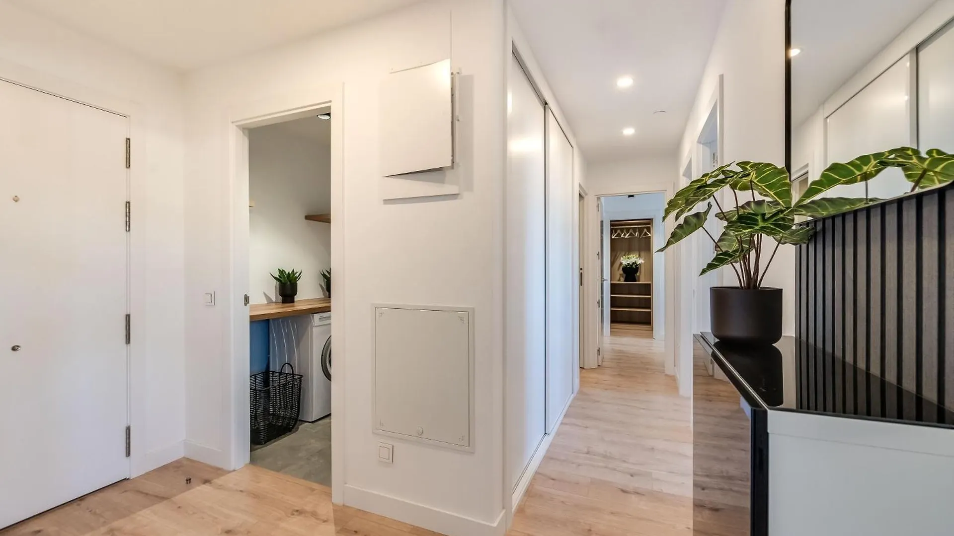 Xpce Urban 14 Malaga Skyline - Parking Free Apartment 0*,  Spain