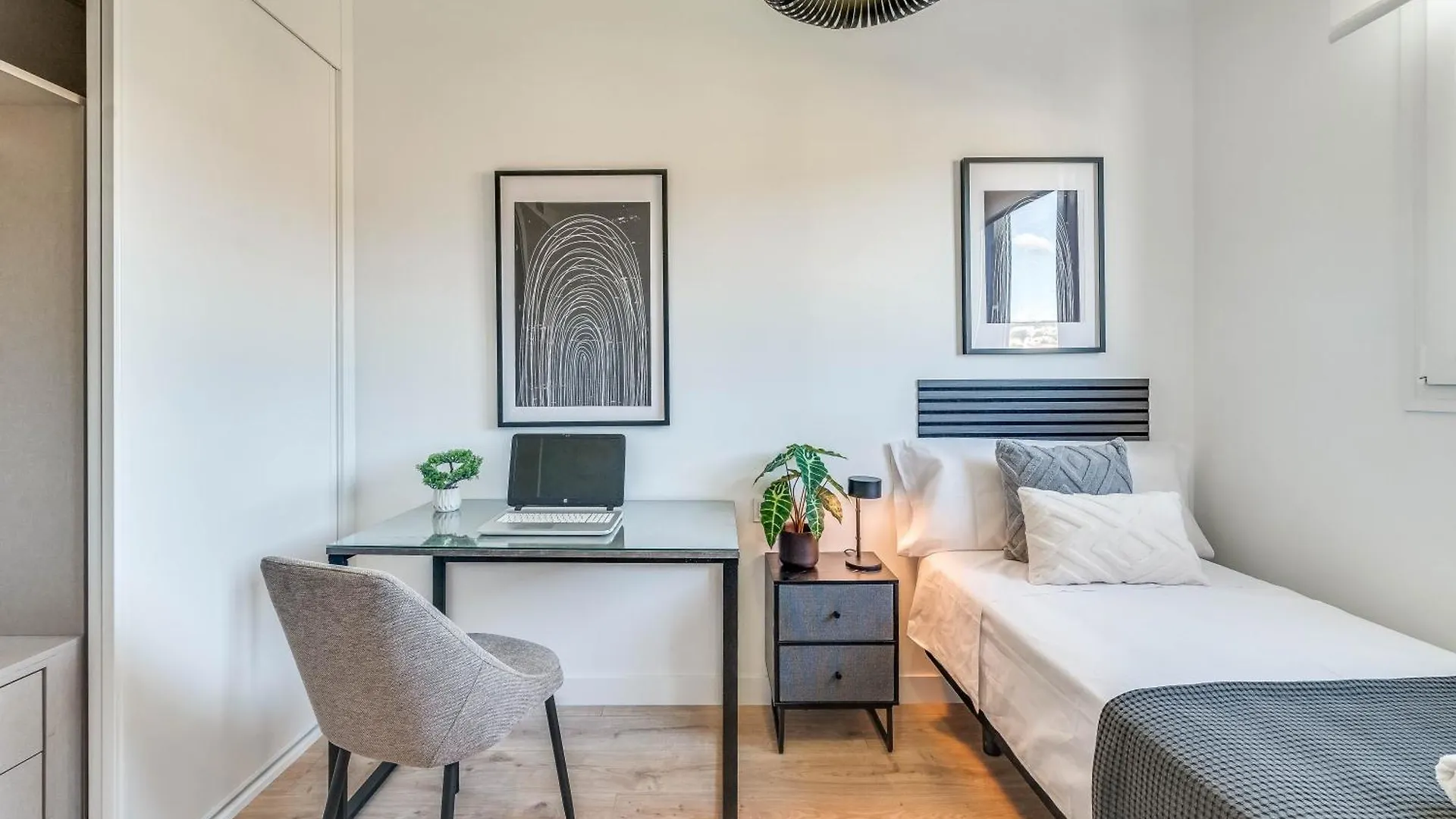 Xpce Urban 14 Malaga Skyline - Parking Free Apartment